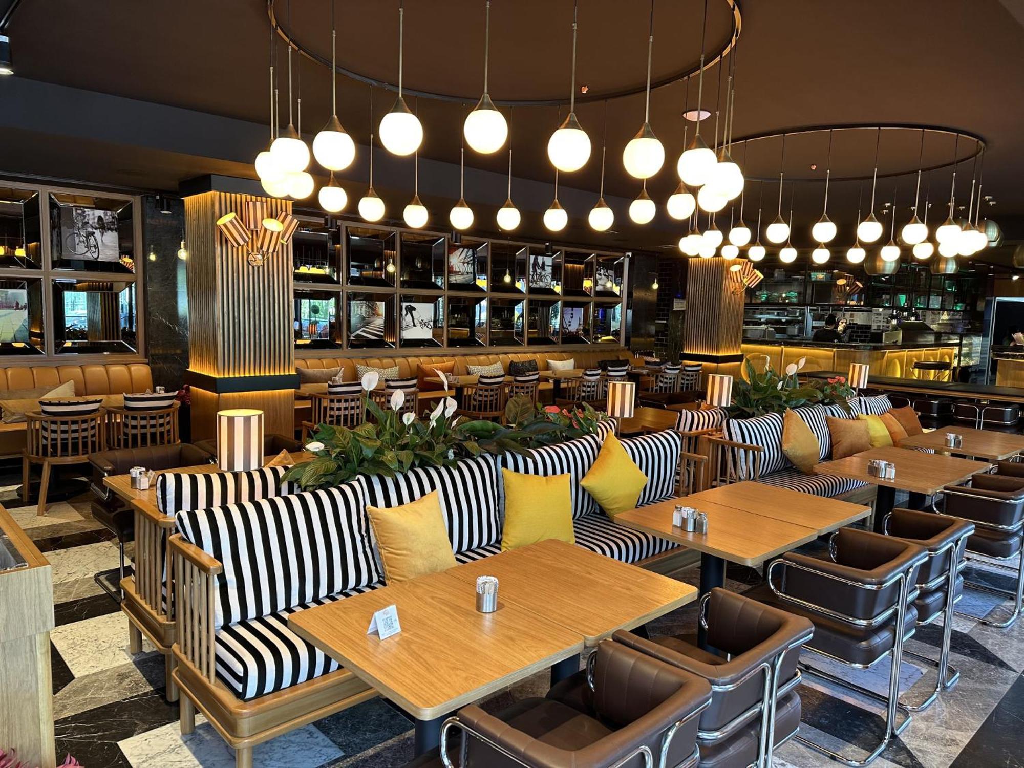 Fier Life Center Hotel ไคเซรึ ภายนอก รูปภาพ