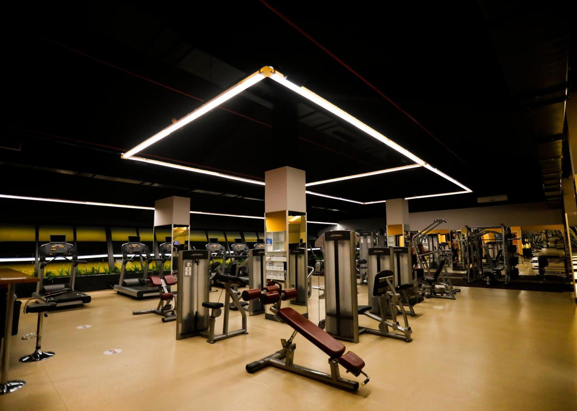 Fier Life Center Hotel ไคเซรึ ภายนอก รูปภาพ